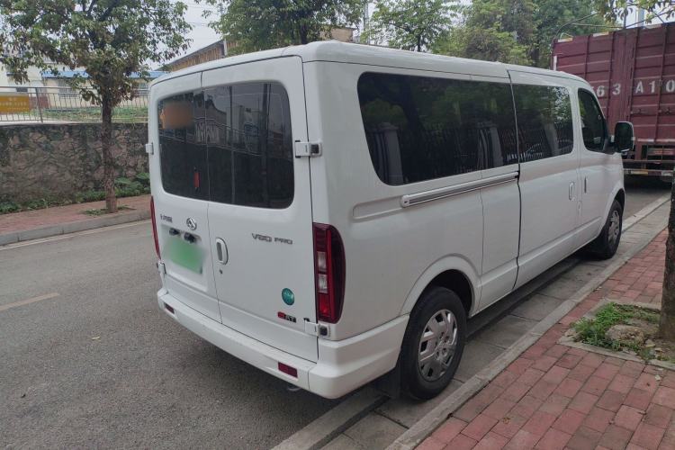 Used SAIC MAXUS Xintu V80 2025 PRO Aoyuntong 2.0T Automatic Long Wheelbase Ultra-Low Roof 6/7/8/9-Seater
