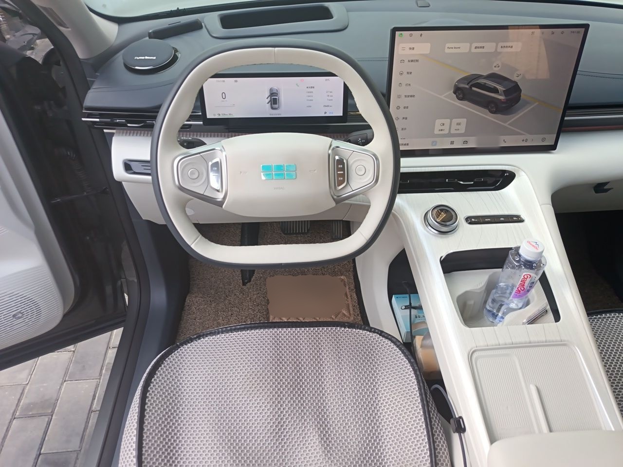 Geely Galaxy E5 2024 530 km Exploration+ Version — снимка 10