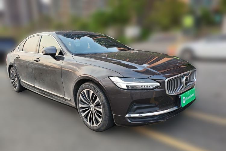 Used Volvo S90 2025 B5 Zhiyi Luxury Edition Front Right 45 Deg