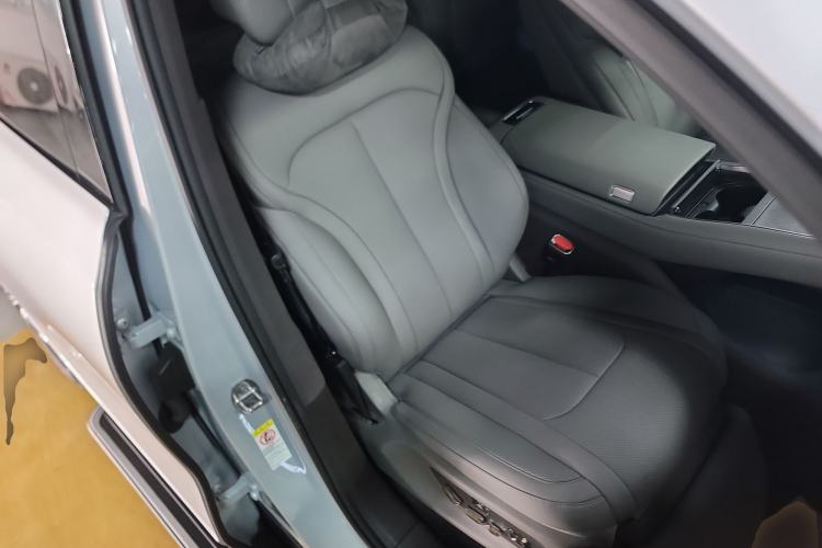 Used Denza N9 2025 Flagship Model