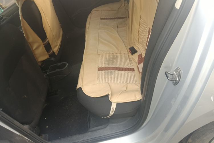 Used Volkswagen Jetta 2013 1.6L Manual Fashion Edition
