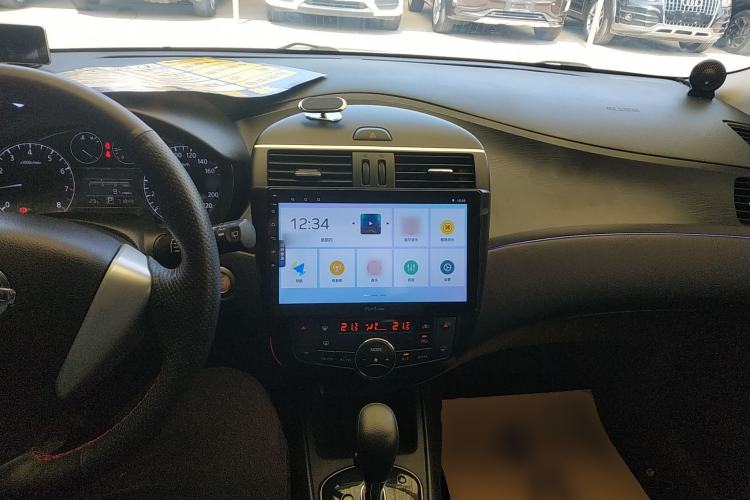 Used Nissan Tiida 2011 1.6L CVT Smart Version