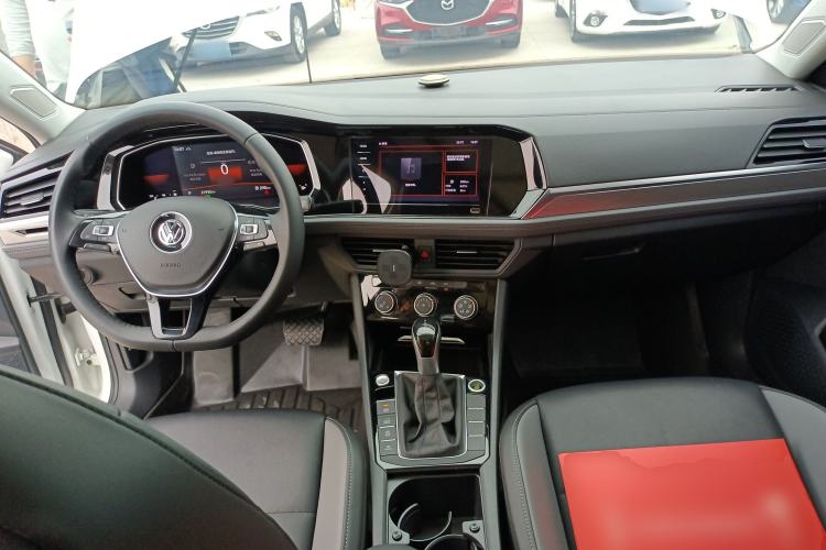 Used Volkswagen Sagitar 2021 280TSI DSG Excellence Edition Center Console