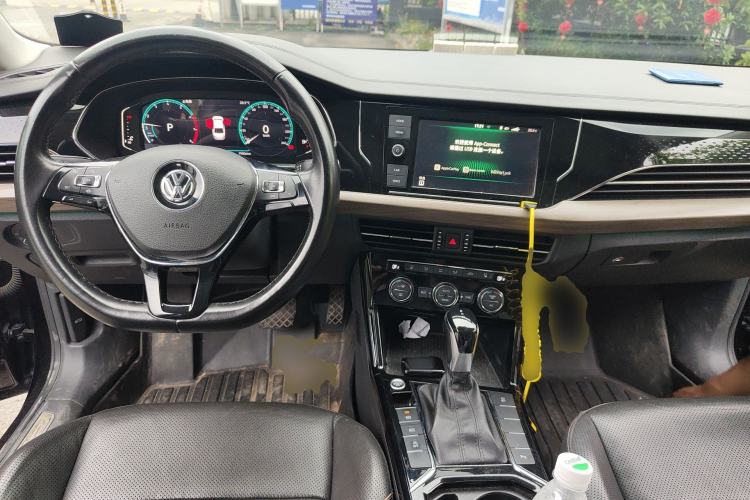 Used Volkswagen Passat 2019 330TSI Luxury Edition China VI Standard