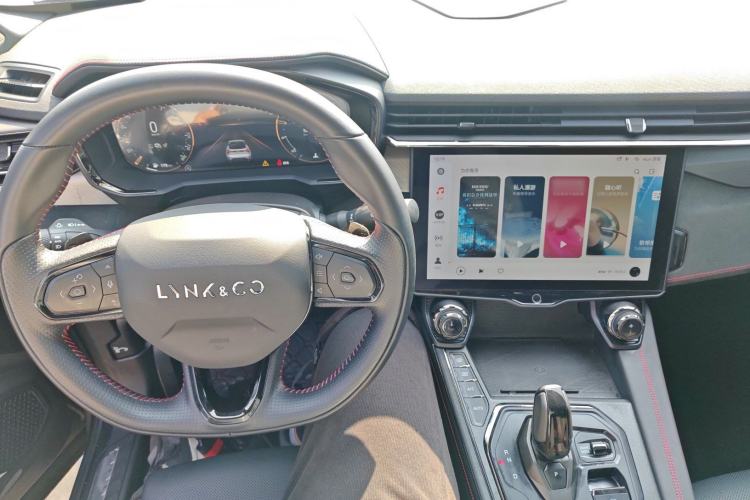 Used Lynk & Co 05 2022 2.0TD Four-Wheel Drive Dynamic Halo
