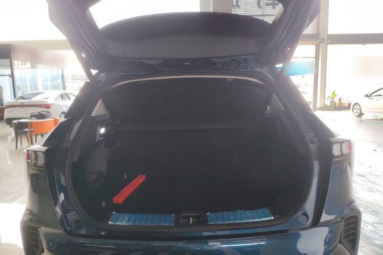 Used Lynk & Co 06 2020 1.5T YAO Halo Trunk