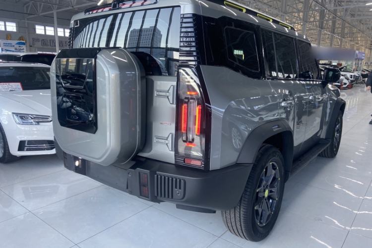 Used JETOUR Traveler 2024 2.0T All-Wheel-Drive CrossPRO Entertainment Edition