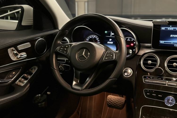 Used Mercedes-Benz C-Class 2015 C 200 L 4MATIC