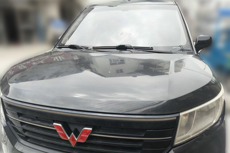 Used Wuling Hongguang PLUS 2019 1.5T Manual Comfort Version 7 Seats