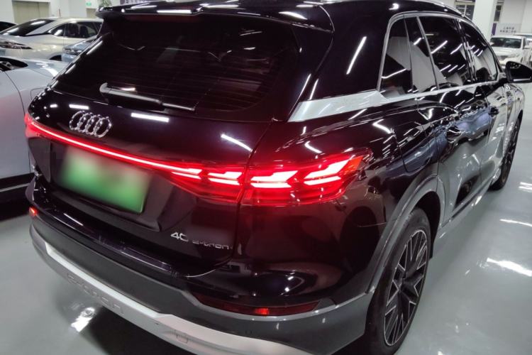 Used Audi Q5 e-tron 2022 40 e-tron Starry Edition Luxury Package Rear Right 45 Deg