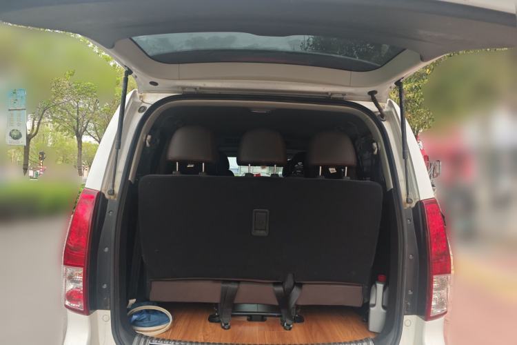 Used FORTHING Lingzhi PLUS 2021 2.0L Manual Standard Version CNG-Powered 9-Seater