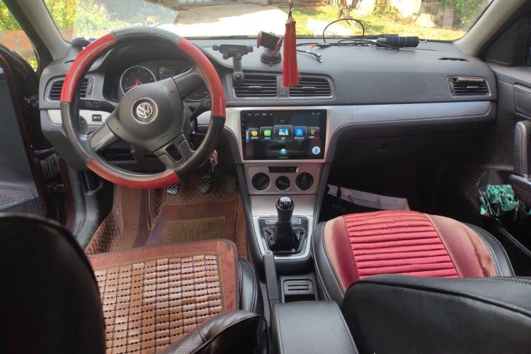 Used Volkswagen Lavida 2013 Revised Version 1.4 TSI Manual Comfort Edition
