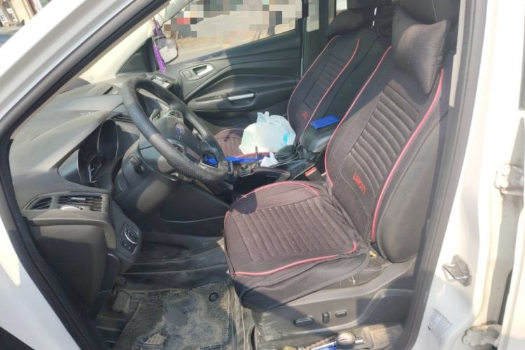 Used Ford Kuga 2015 2.0L GTDi Four-Wheel-Drive Sport Model