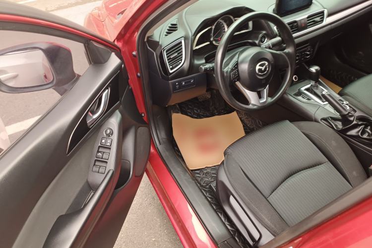 Used Mazda 3 Axela 2016 Sedan 1.5L Automatic Comfort Model Driver Seat