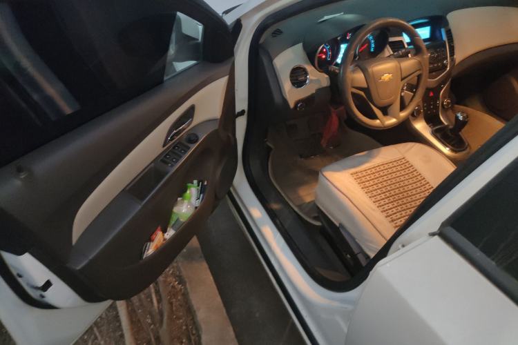 Used Chevrolet Cruze 2015 1.5L Classic SL MT