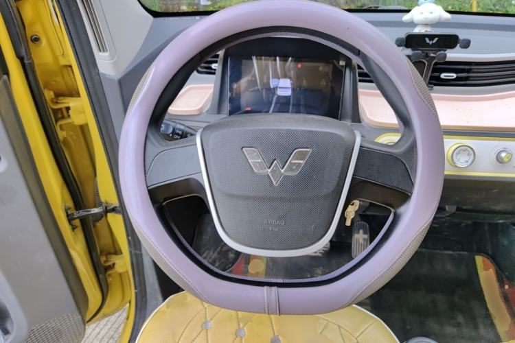 Used Wuling Hongguang MINIEV 2021 Macaron Premium Model – Lithium-NMC