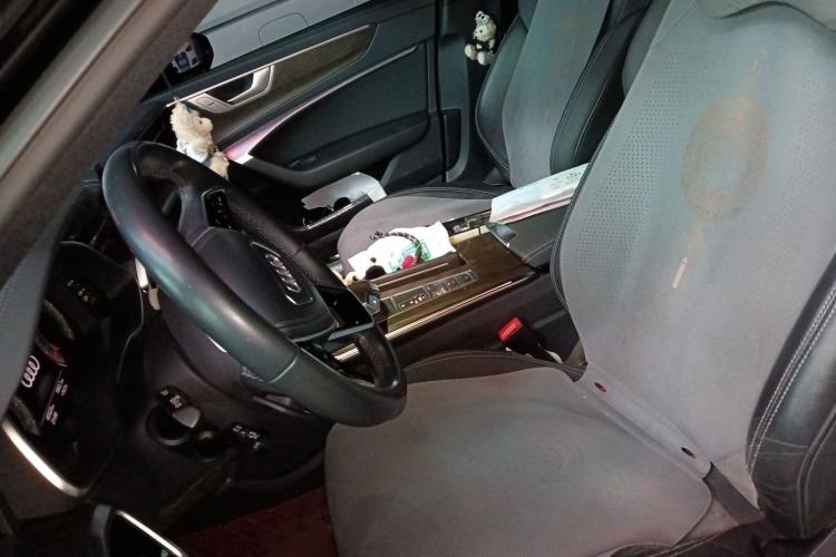 Used Audi A6L 2023 40 TFSI Luxury Dynamic Model Left Front Seat