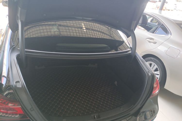 Used Mercedes-Benz E-Class 2023 Updated E 300 L Luxury Edition
