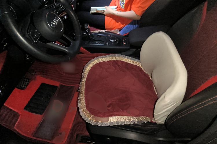 Used Audi Q2L 2018 35 TFSI Fashion Dynamic Version China VI Emission Standard Left Front Seat