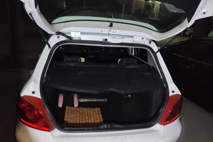 Used Peugeot 307 2013 Hatchback 1.6L Manual Comfort Edition Trunk