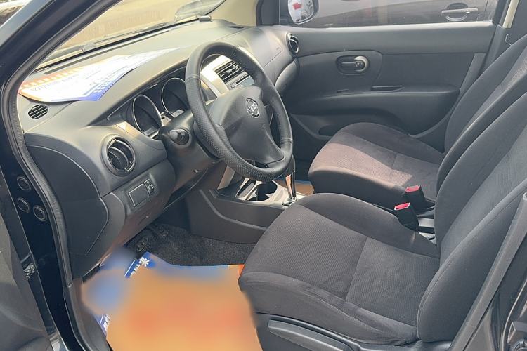 Used Nissan Livina 2013 1.6XE CVT Comfort Edition
