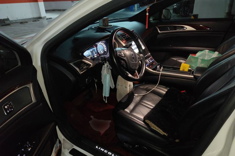 Used Lincoln MKZ 2017 2.0T Luxury Edition Driver Seat