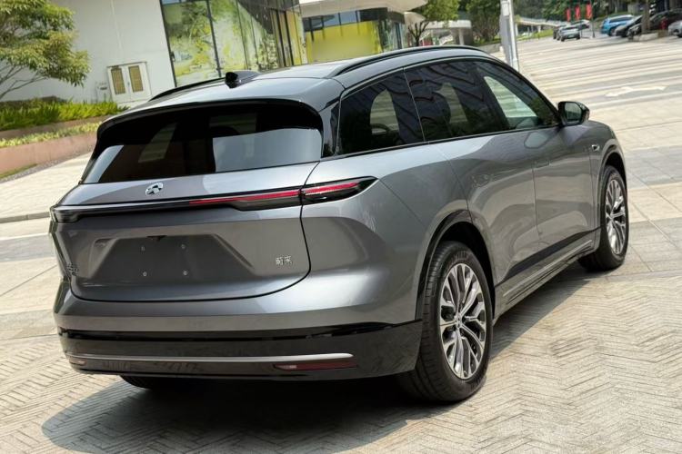 Used Nio ES6 2025 100 kWh Exterior 4