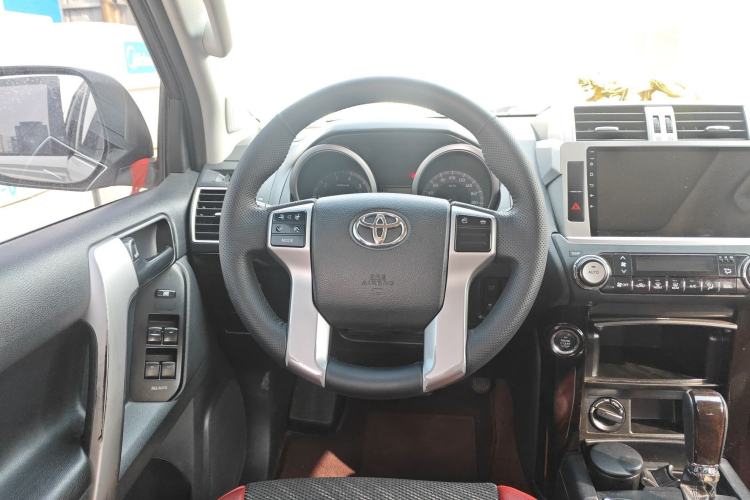 Used Toyota Prado 2016 2.7L Automatic Standard Edition Steering Wheel