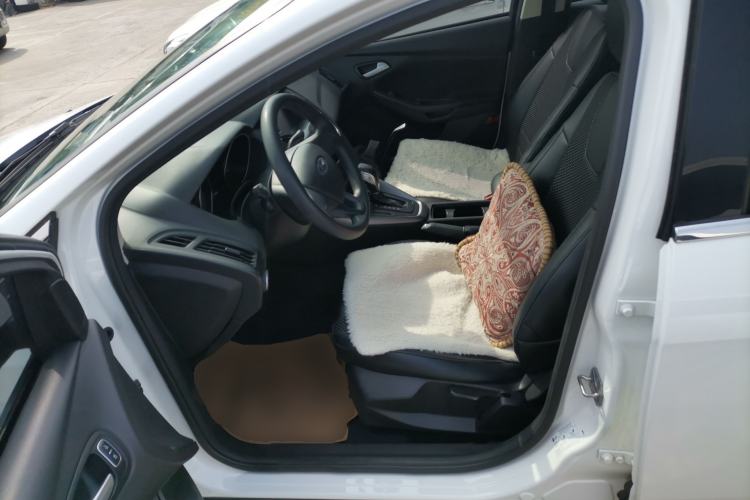 Used Ford Focus 2017 Hatchback 1.6L Automatic Comfort Plus SmartDrive Edition
