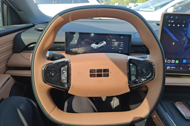 Used Geely Galaxy 8 2025 130km EM-i Deluxe Edition Steering Wheel