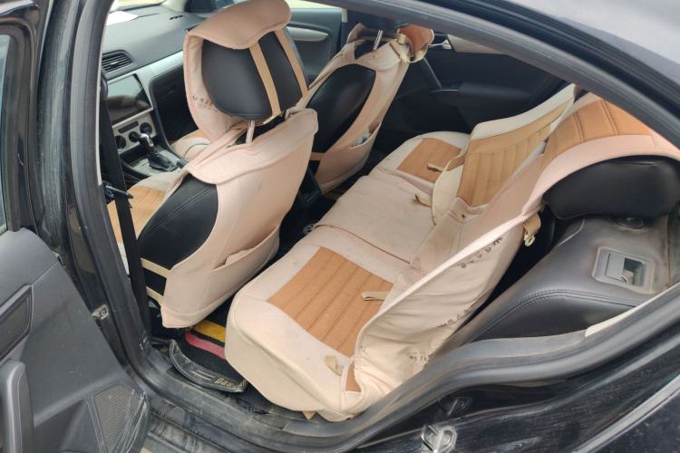 Used Volkswagen Lavida 2013 Revised Classic 1.6L Automatic Fashion Edition