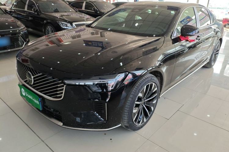 Used Volvo S90 2026 B5 Zhiyuan Luxury Edition