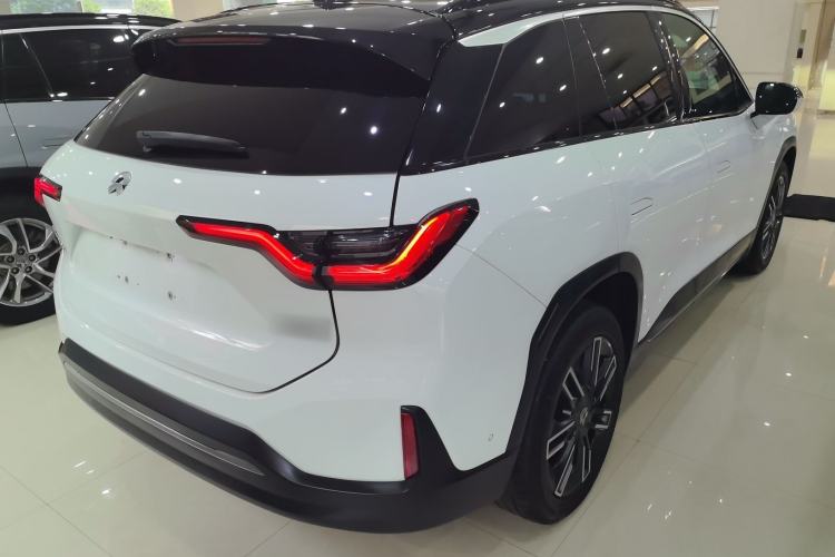Used Nio ES6 2020 420 km Sport Edition Rear Right 45 Deg