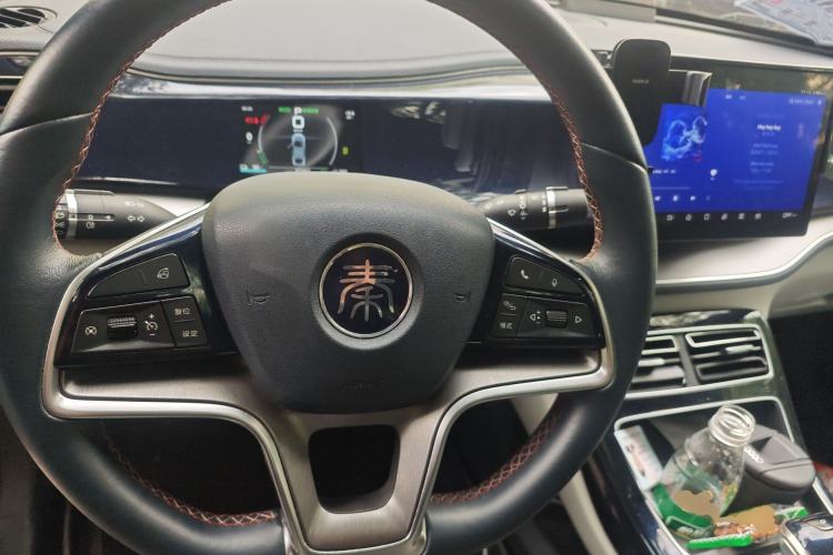Used BYD Qin PLUS 2021 EV 400KM Luxury Model Steering Wheel