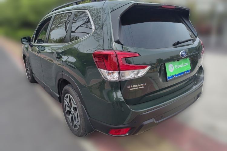 Used Subaru Forester 2022 2.0i AWD Luxury Edition Rear Left 45 Deg