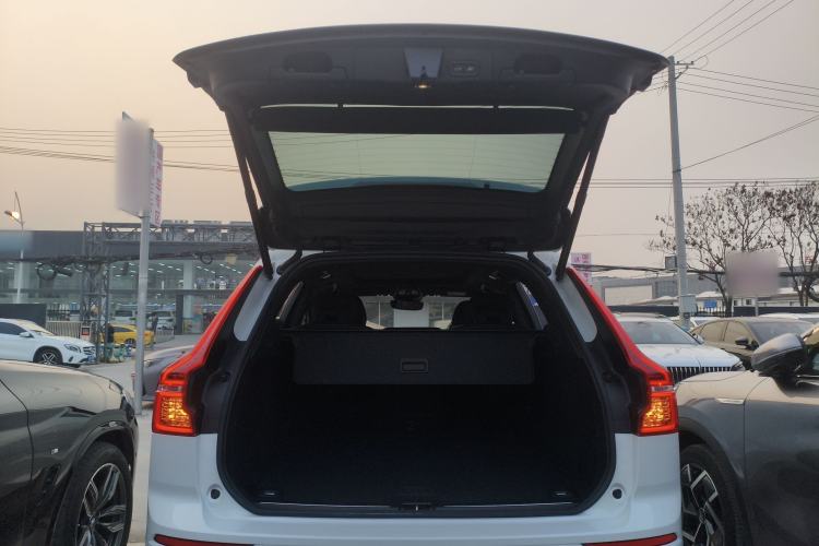 Used Volvo XC60 2025 B5 4x4 Smart & Advanced Sport Edition