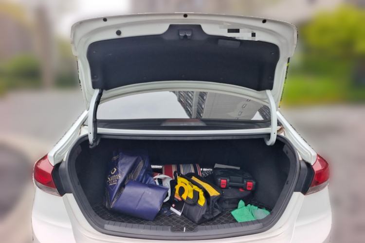 Used Hyundai Elantra (6th Generation / Lingdong) 2016 1.6L Automatic ZhiXuan · Luxury Version Trunk