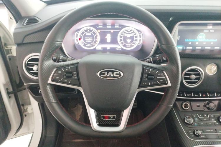 Used JAC Group Refine S7 2017 1.5T Automatic Luxury Model
