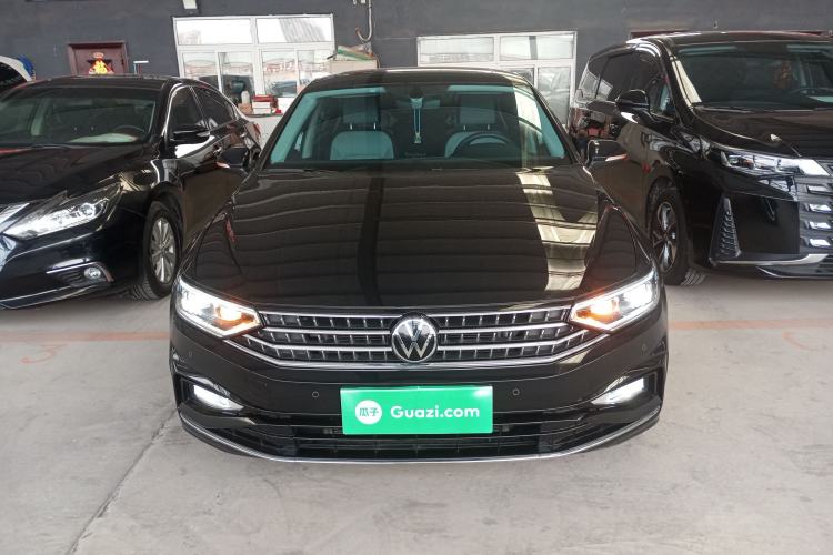 Used Volkswagen Magotan 2023 2 Million Units Limited Edition 330TSI DSG Leading Version Front