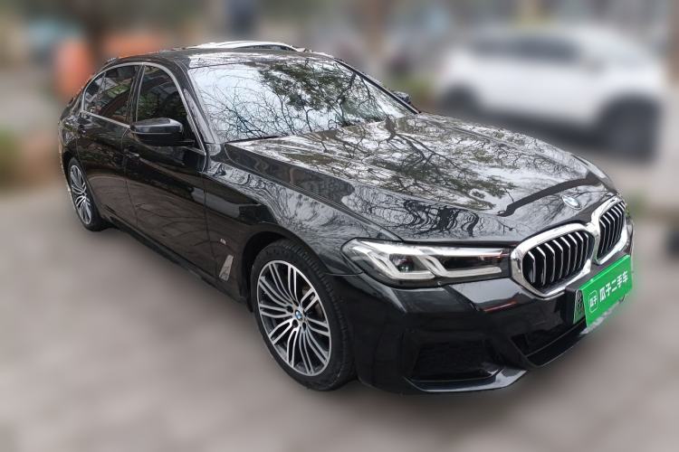 Used BMW 5 Series New Energy 2021 535Le M Sport Package Front Right 45 Deg