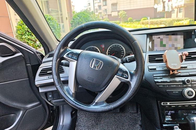 Used Honda Accord 2013 2.0L SE
