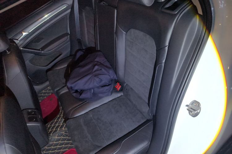 Used Volkswagen Golf 2018 230TSI Automatic Luxury Version Left Rear Seat