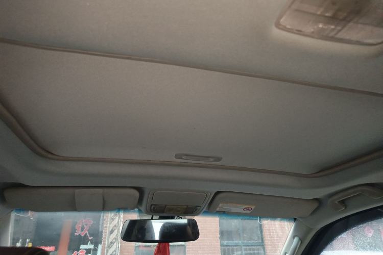 Used JMC Yusheng S350 2016 2.0T Automatic Two-Wheel Drive Gasoline Luxury Version with Sunroof 5 Seats Headliner