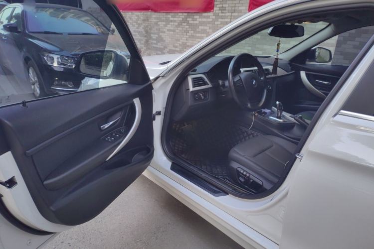 Used BMW 3 Series 2015 320Li Fashion Model
