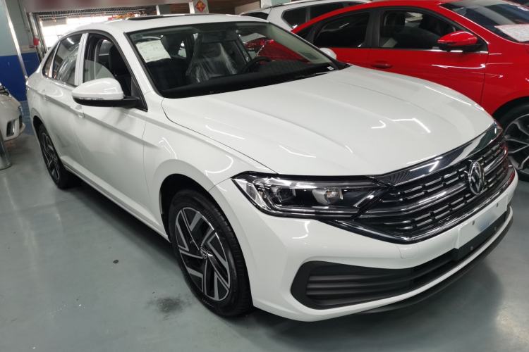 Used Volkswagen Sagitar 2025 Facelifted 300TSI DSG Flyover Edition