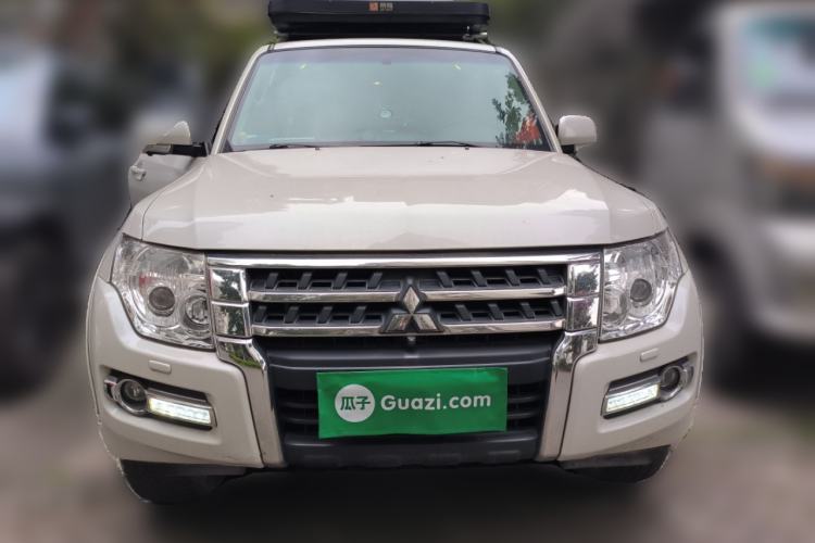 Used Mitsubishi Pajero 2019 3.0L Automatic Standard Edition

