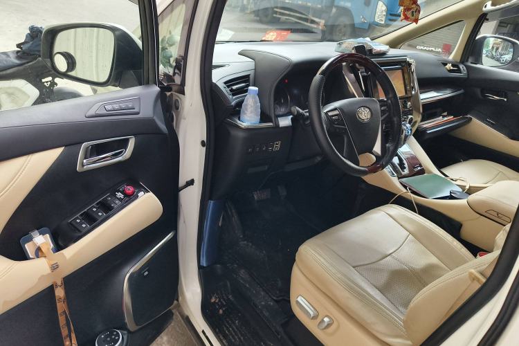 Used Toyota Alphard 2015 3.5L Luxury Edition Driver Seat