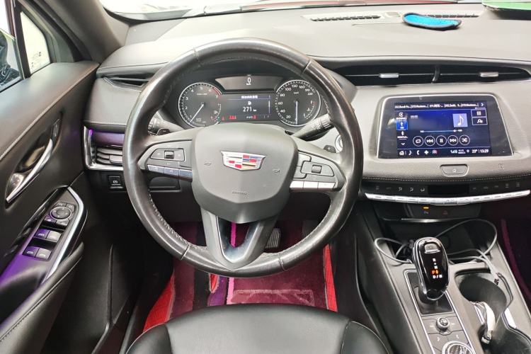 Used Cadillac XT4 2021 28T Two-Wheel Drive Tech Edition