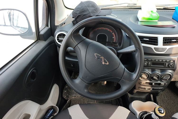 Used Chery QQ 2013 1.0L Manual Happy Edition