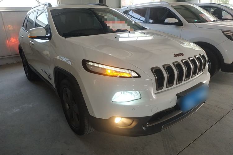 Used Jeep Cherokee 2016 2.4L 75th Anniversary Edition Exterior 1